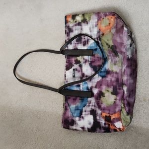 Tumi tote
